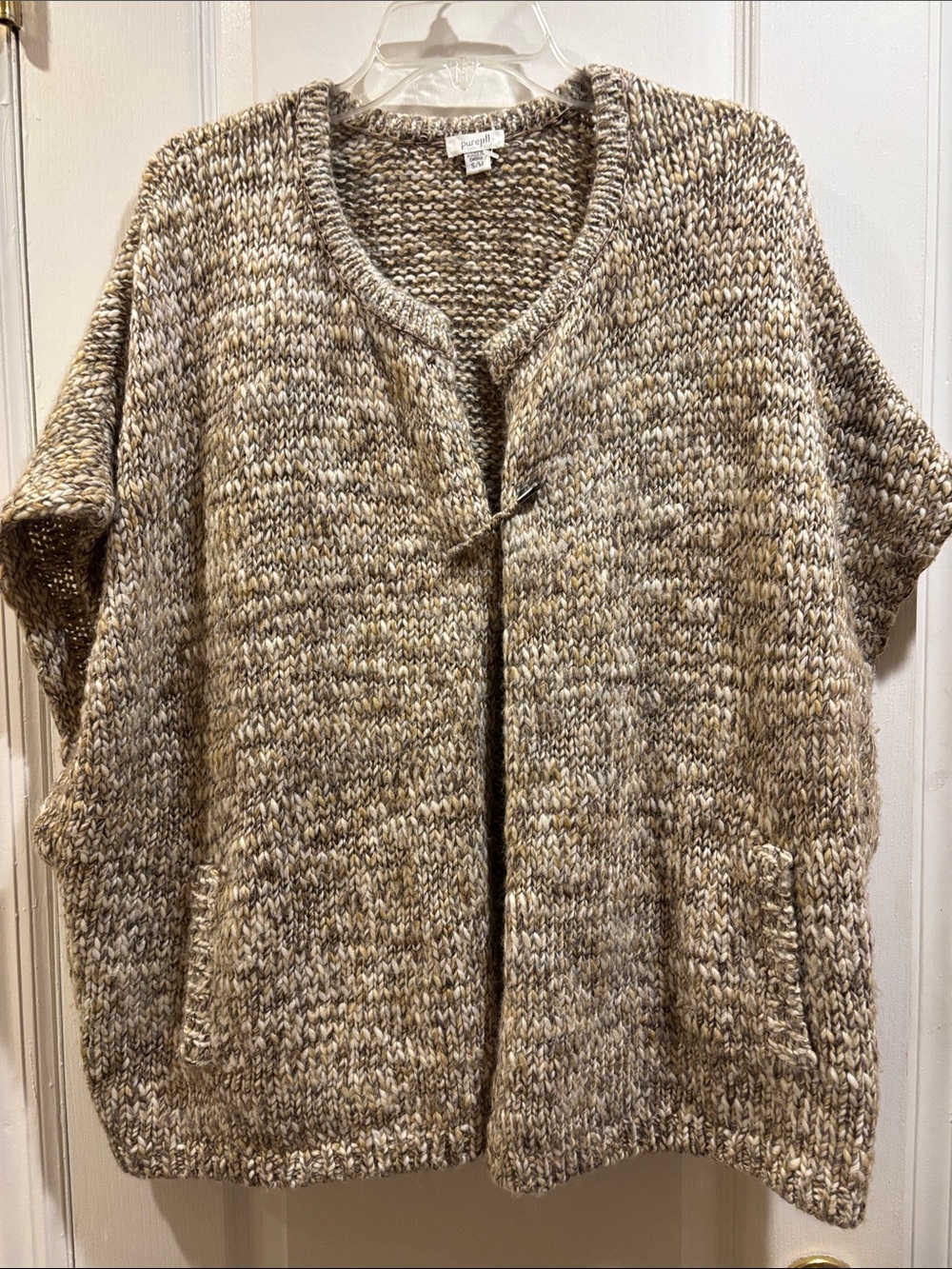 Pure Jill by J.JILL PONCHO/CARDIGAN 
OVERSIZED SWEATER WITH PIN CLOSURE SIZE S/M
